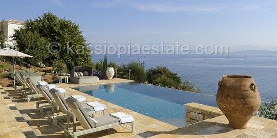 Luxury Villa in North-East Corfu