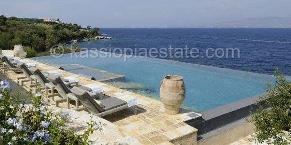 Luxury Villa in North-East Corfu